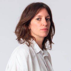 Cortesía directora