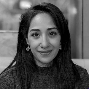 Cortesía directora