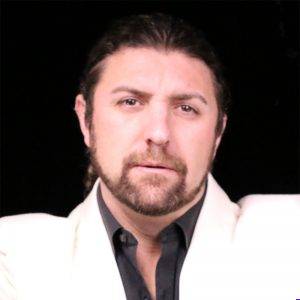 Cortesía director