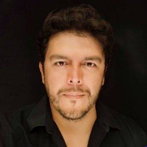Cortesía director