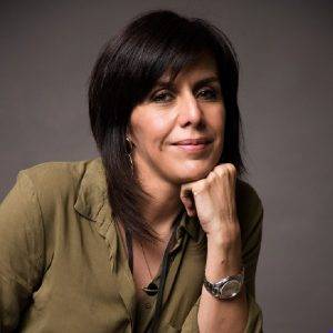 Cortesía directora