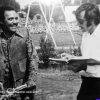 Gaspar Henaine "Capulina" y Rafael Villaseñor (como script) en el set de EL CABALLO TORERO, cortesía director
